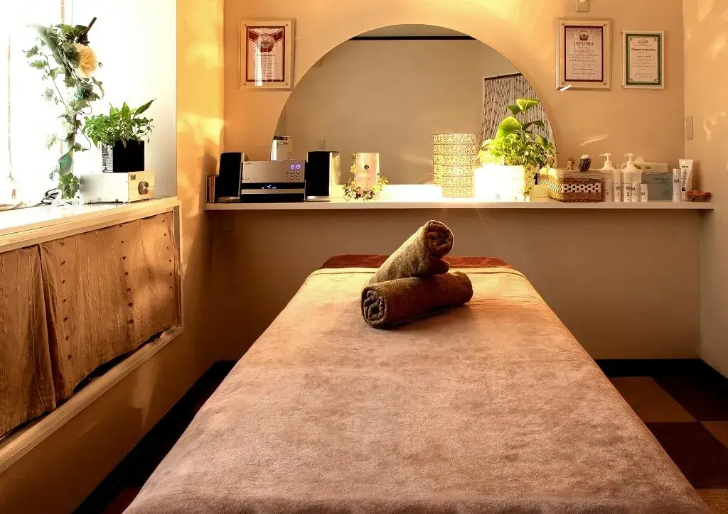 リラクゼーションサロン EMUの内装写真